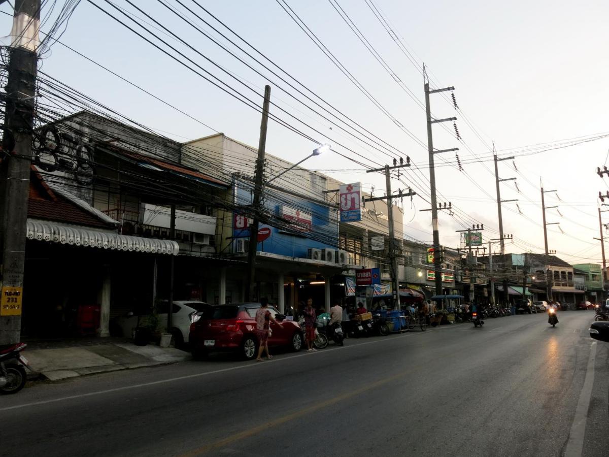 Niece Hostel Phuket - Sha Extra Plus Exterior photo